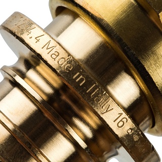 Переходник с накидной гайкой 32х1"     (10/070) (SFA-0019-003210) STOUT