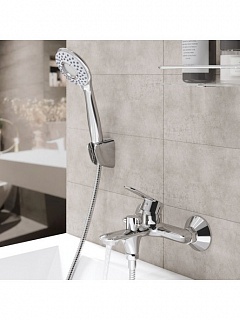 Смеситель д/ванны "Kanda" (KAN-1014) короткий излив TOKITO