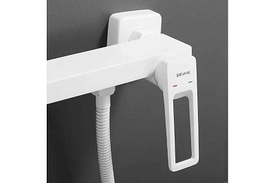 Смеситель с гиг. душ настенный белый мат. SHEVANIK S6805C-1