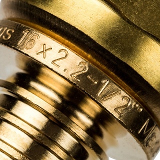 Переходник с накидной гайкой 16х1/2" (10/180) (SFA-0019-001612) STOUT