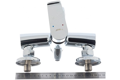 Смеситель д/ванны G-lauf (GOB3-A134) ф35 короткий излив (8)