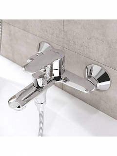 Смеситель д/ванны "Kanda" (KAN-1014) короткий излив TOKITO