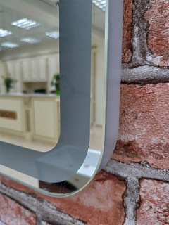 Зеркало Неон 3 с LED подсветкой (клав. выкл.) 600х800 MISTY