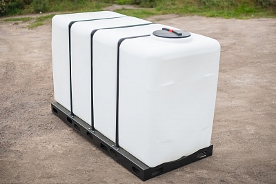 Емкость KR 4000л в обрешетке