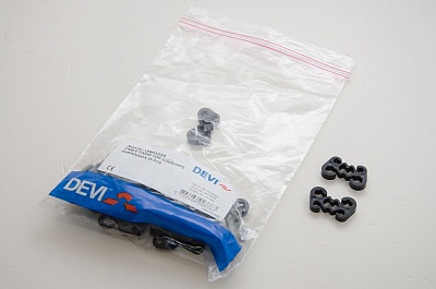 Крепление кабеля в трубе на цепи DEVIdrain (25шт./уп.) 19805258