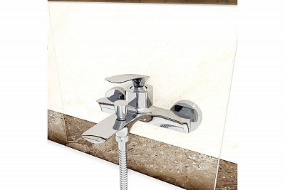 Смеситель д/ванны "Fuji" (FUJ-1014) короткий излив TOKITO